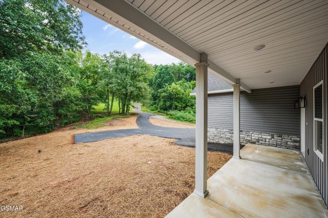 1963 Lee Proffitt Way, Sevierville, TN 37876