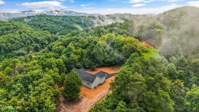 1963 Lee Proffitt Way, Sevierville, TN 37876