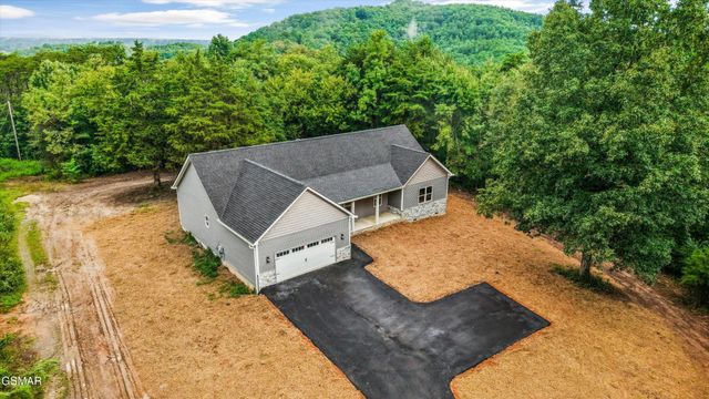 1963 Lee Proffitt Way, Sevierville, TN 37876