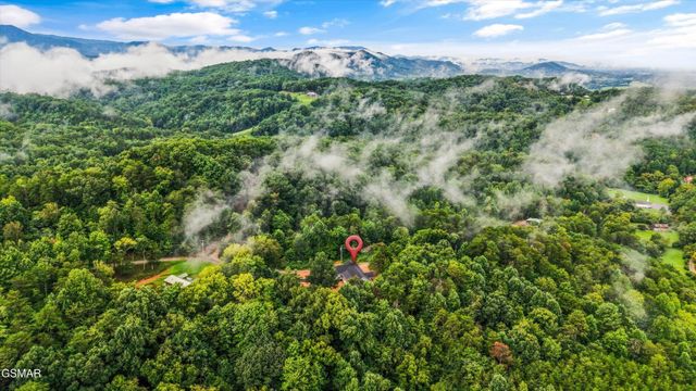 1963 Lee Proffitt Way, Sevierville, TN 37876