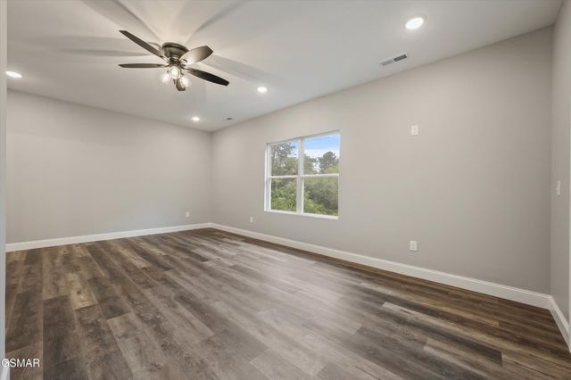 1963 Lee Proffitt Way, Sevierville, TN 37876
