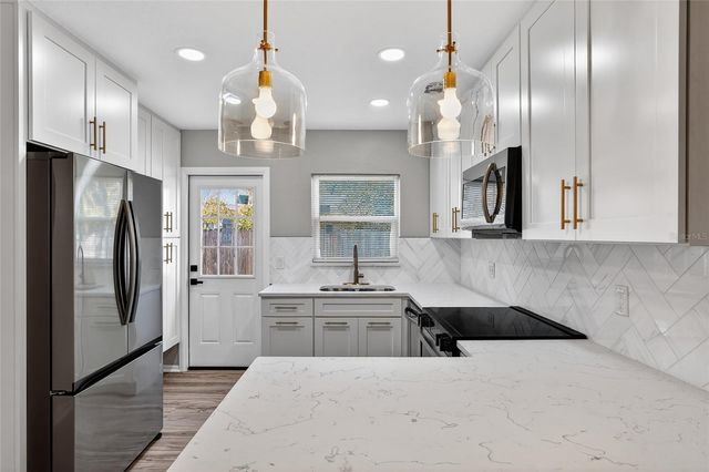 8244 125TH STREET, Seminole, FL 33772