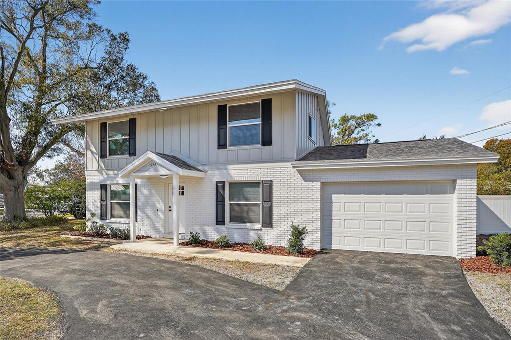 8244 125TH STREET, Seminole, FL 33772