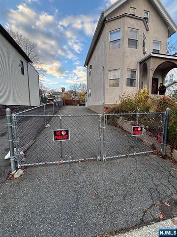 401 Cortlandt Street, Belleville, NJ 07109