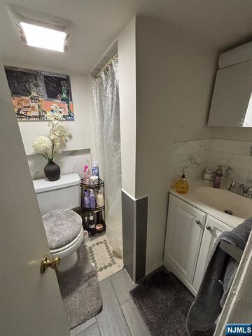 401 Cortlandt Street, Belleville, NJ 07109