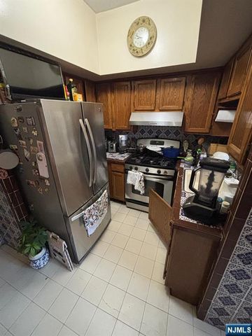 401 Cortlandt Street, Belleville, NJ 07109