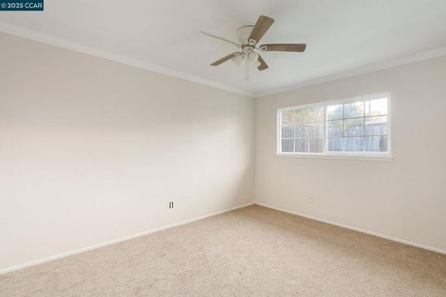 2901 Canterbury Dr, Richmond, CA 94806