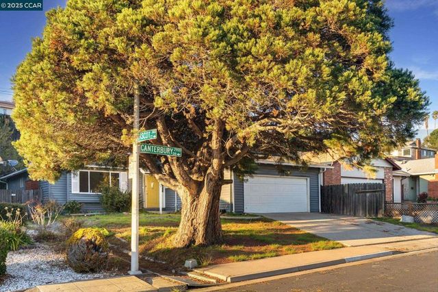 2901 Canterbury Dr, Richmond, CA 94806