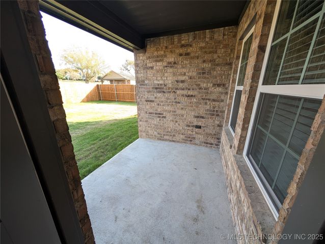 3332 Little John, Durant, OK 74701