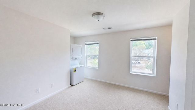 812 S 5th Avenue, Wilmington, NC 28401