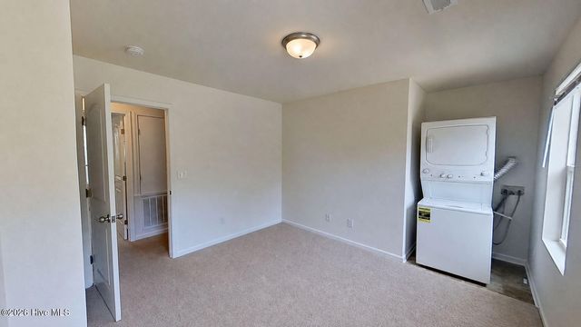 812 S 5th Avenue, Wilmington, NC 28401