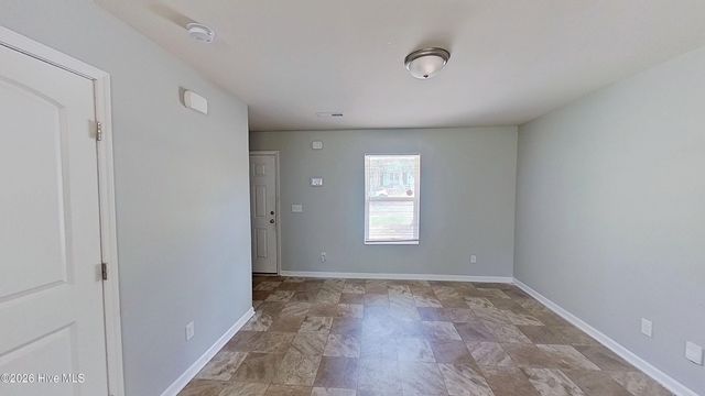 812 S 5th Avenue, Wilmington, NC 28401