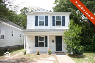 812 S 5th Avenue, Wilmington, NC 28401