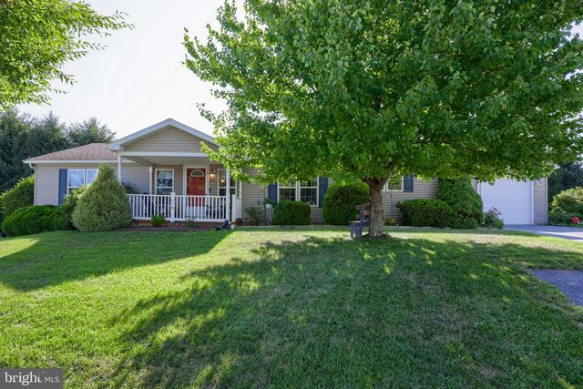 110 HOMESTEAD DR, Stevens, PA 17578