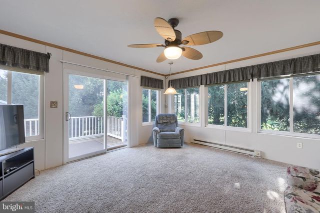 110 HOMESTEAD DR, Stevens, PA 17578