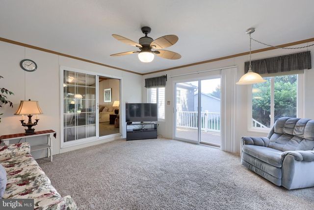 110 HOMESTEAD DR, Stevens, PA 17578