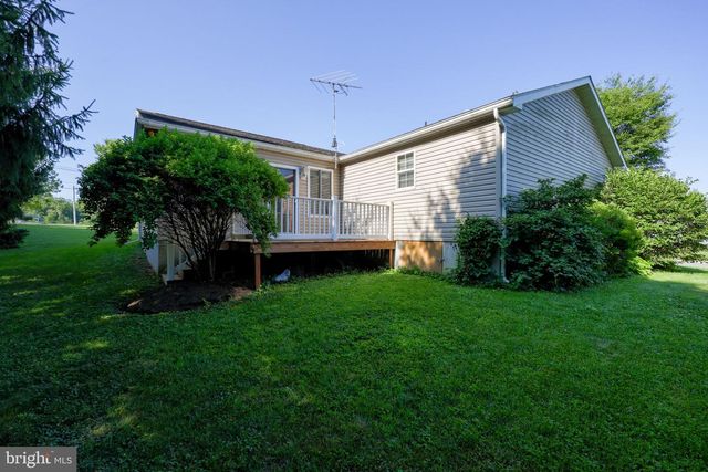 110 HOMESTEAD DR, Stevens, PA 17578