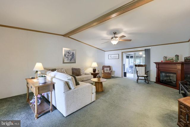 110 HOMESTEAD DR, Stevens, PA 17578