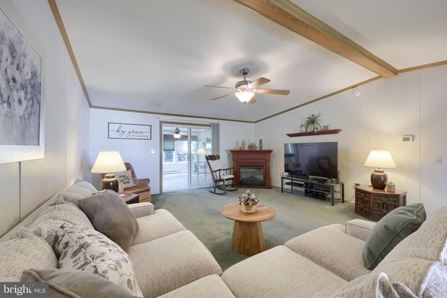 110 HOMESTEAD DR, Stevens, PA 17578