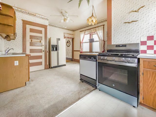 417 4th Avenue NE, Minneapolis, MN 55413