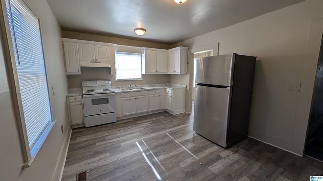 1225 4TH PLACE N, Birmingham, AL 35204