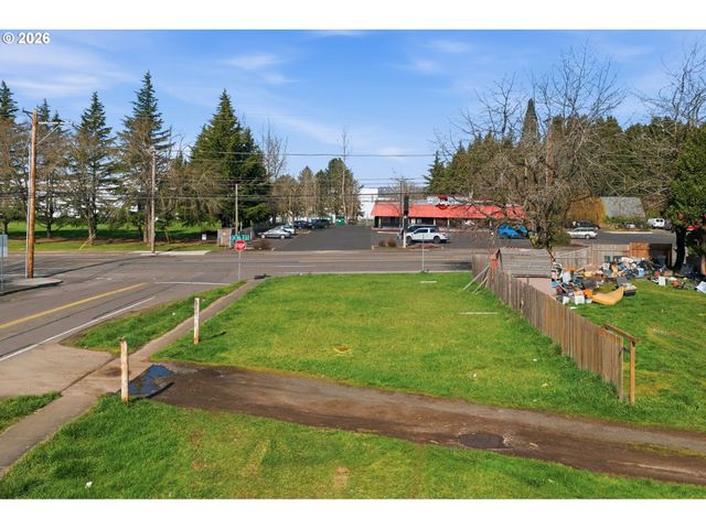 21260 Se Stark St, Gresham, OR 97030