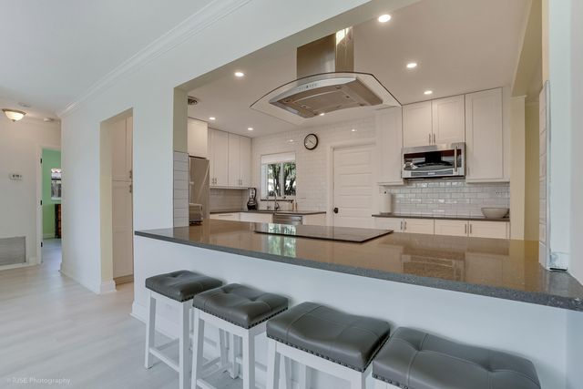 5541 NE 19th Avenue, Fort Lauderdale, FL 33308