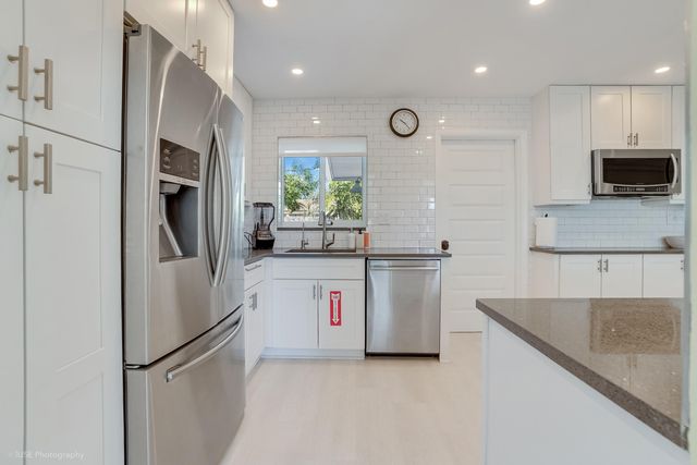 5541 NE 19th Avenue, Fort Lauderdale, FL 33308