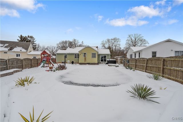 128 Traister Drive, Salina, NY 13088