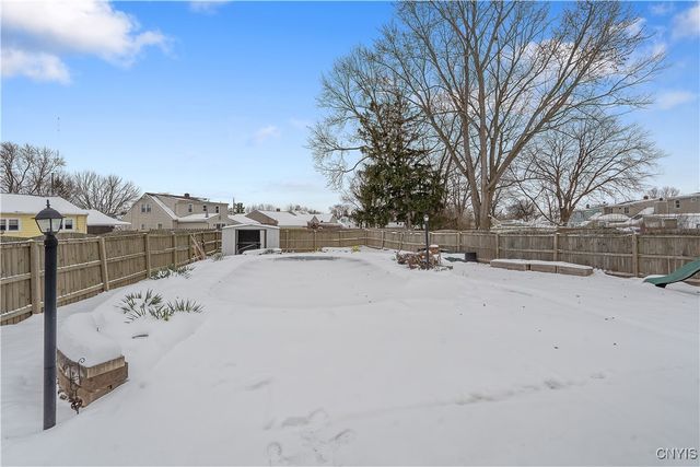 128 Traister Drive, Salina, NY 13088