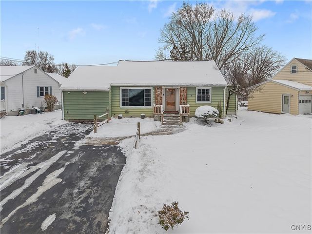 128 Traister Drive, Salina, NY 13088
