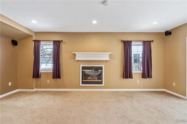 128 Traister Drive, Salina, NY 13088