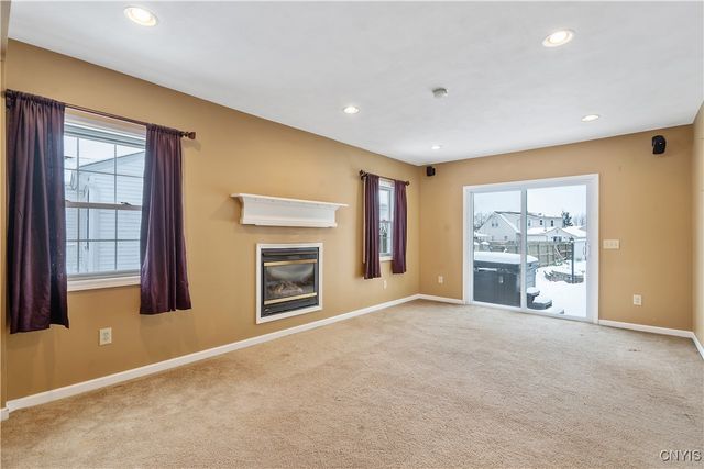 128 Traister Drive, Salina, NY 13088