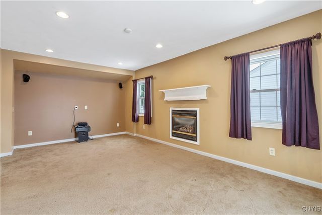 128 Traister Drive, Salina, NY 13088