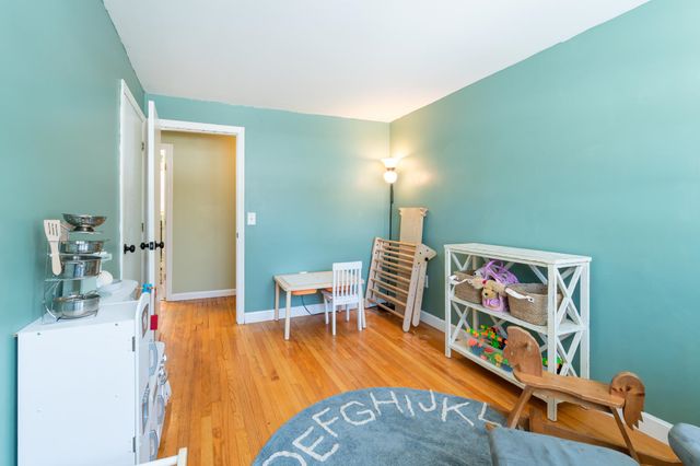 24 Sanborn Drive, Nashua, NH 03063