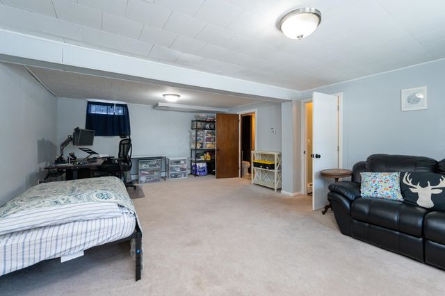 24 Sanborn Drive, Nashua, NH 03063