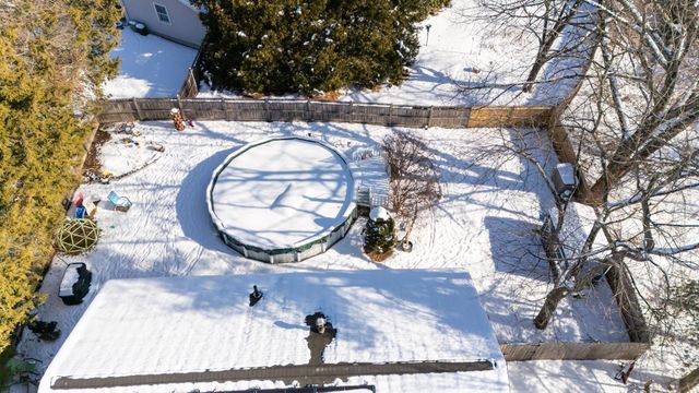 24 Sanborn Drive, Nashua, NH 03063