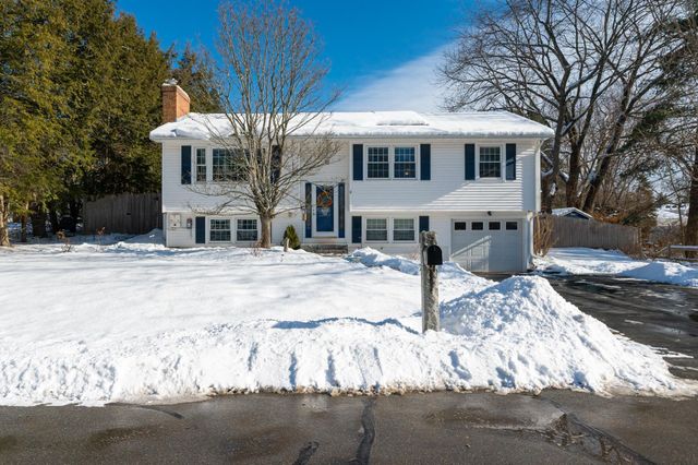 24 Sanborn Drive, Nashua, NH 03063