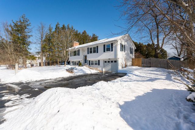 24 Sanborn Drive, Nashua, NH 03063