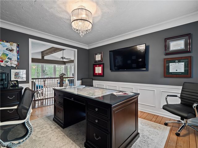 13730 Arrowhead Trail, Middleburg Heights, OH 44130