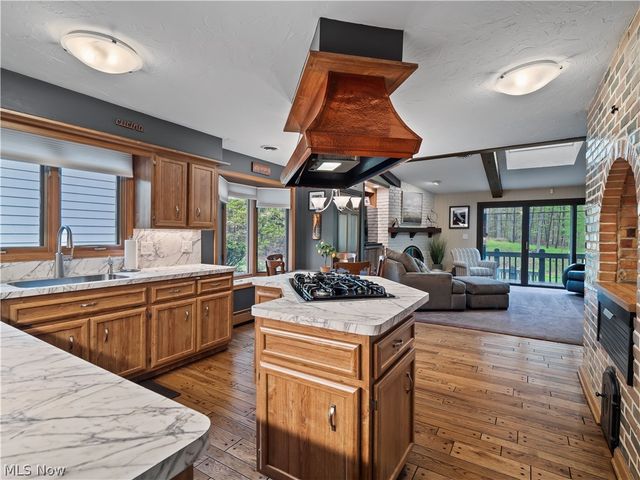 13730 Arrowhead Trail, Middleburg Heights, OH 44130