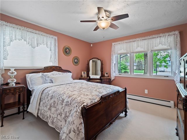 13730 Arrowhead Trail, Middleburg Heights, OH 44130