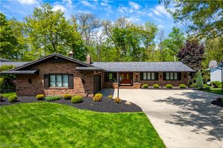 13730 Arrowhead Trail, Middleburg Heights, OH 44130