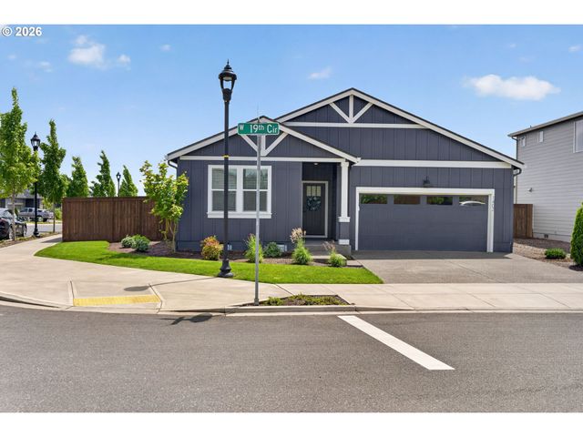 1402 W 19TH Cir, La Center, WA 98629