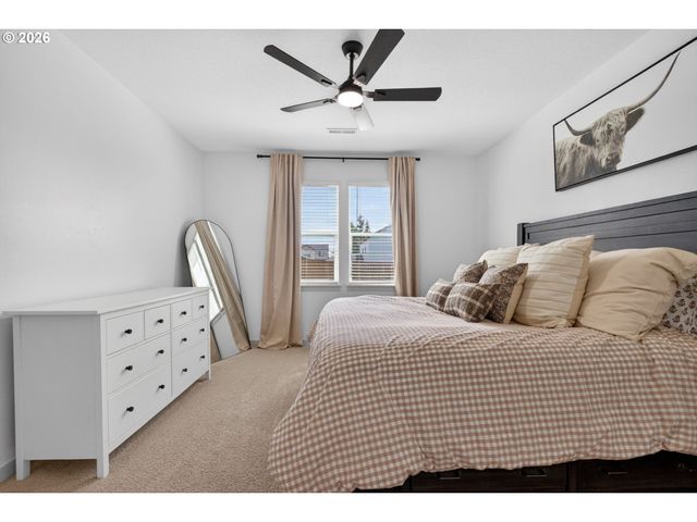 1402 W 19TH Cir, La Center, WA 98629