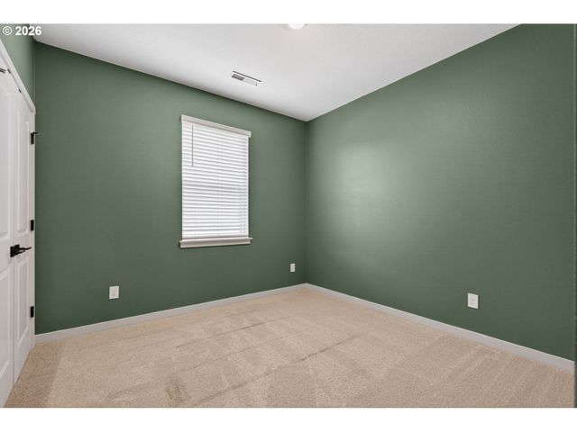 1402 W 19TH Cir, La Center, WA 98629