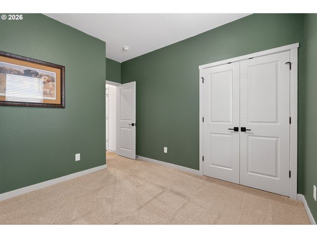 1402 W 19TH Cir, La Center, WA 98629