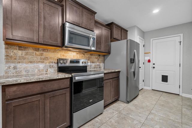 139 Eel Place, Hot Springs, AR 71913