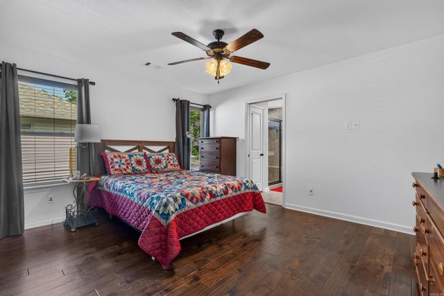 139 Eel Place, Hot Springs, AR 71913