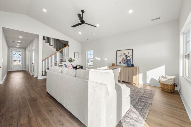 3106 Bootknife Dr, Bell Buckle, TN 37020